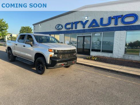 Used 2020 Chevrolet Silverado 1500 Custom Trail Boss w/ Custom Convenience Package image 1