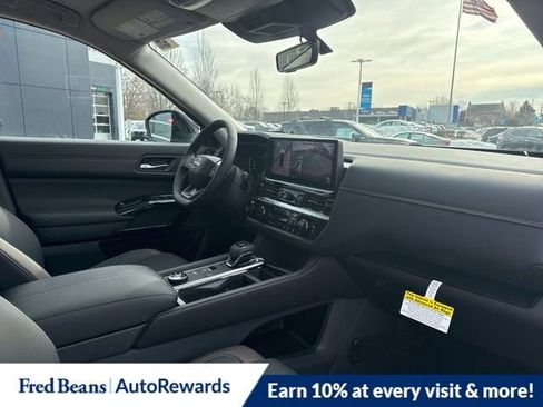 New 2026 Nissan Pathfinder Platinum w/ Cargo Package image 13