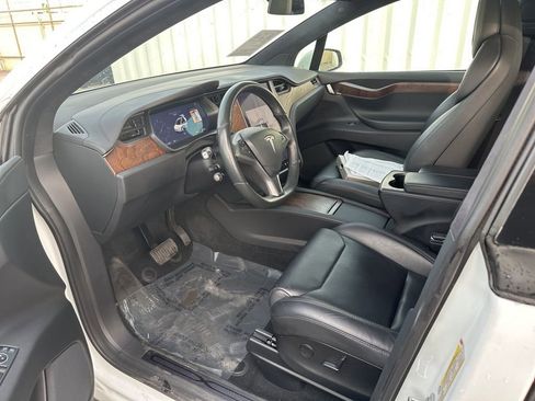 Used 2019 Tesla Model X 100D image 7