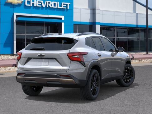 New 2026 Chevrolet Trax ACTIV w/ Sunroof Package image 4