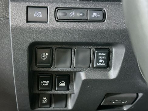 Used 2023 Nissan Frontier SV w/ SV Convenience Package AWD/4WD image 17