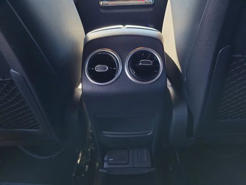 Certified 2023 Mercedes-Benz GLA 250 4MATIC image 10