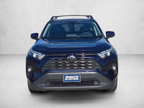 Used 2023 Toyota RAV4 XLE Premium FWD image 3