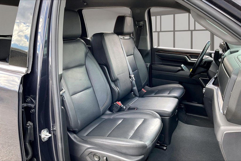 Used 2025 GMC Sierra 1500 SLT RWD image 28