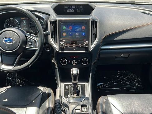 Used 2019 Subaru Crosstrek 2.0i Limited w/ Moonroof Package w/Navigation AWD/4WD image 9