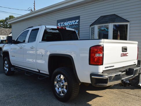 Used 2019 GMC Sierra 2500 SLE image 3