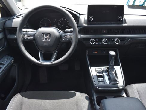 Used 2025 Honda CR-V LX image 20