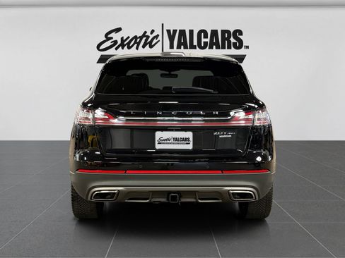 Used 2020 Lincoln Nautilus Reserve w/ Equipment Group 201A AWD/4WD image 4