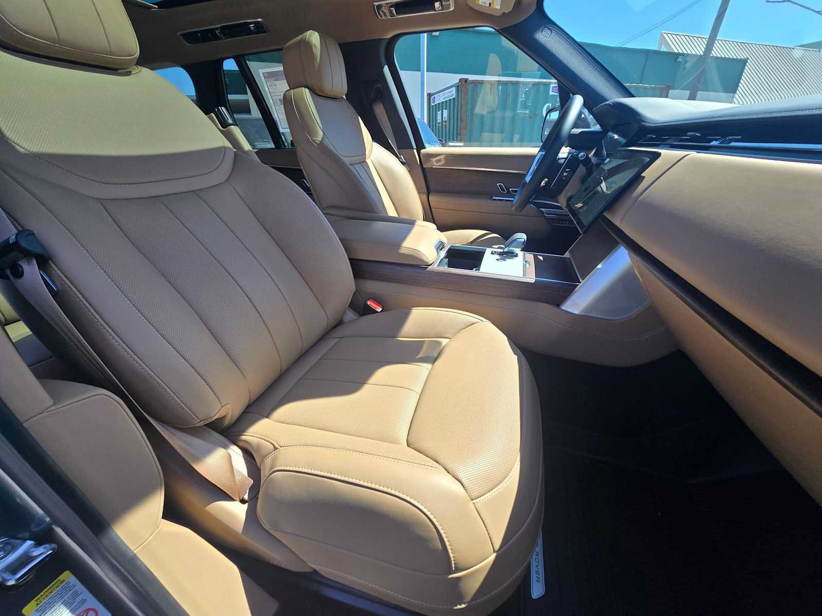 New 2026 Land Rover Range Rover SE AWD/4WD image 10