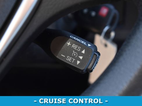 Used 2016 Toyota RAV4 LE w/ Preferred Accessory Package image 14