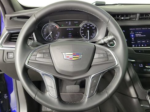 Certified 2025 Cadillac XT5 Luxury FWD image 20
