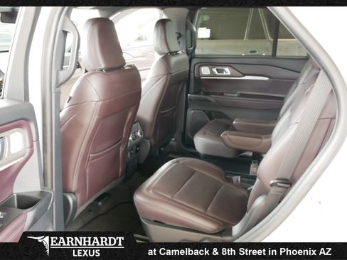 Used 2026 Ford Explorer Platinum RWD image 22