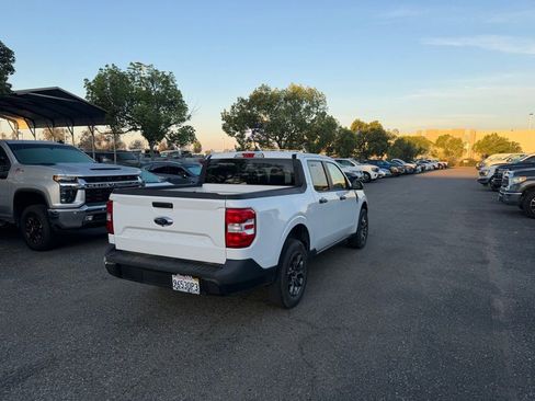 Used 2022 Ford Maverick XLT image 3