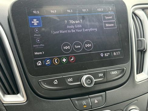 Used 2022 Chevrolet Malibu LT FWD image 23