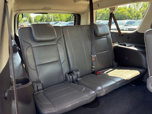 Used 2019 GMC Yukon XL Denali w/ Open Road Package AWD/4WD image 41