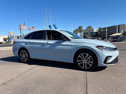 New 2025 Volkswagen Jetta Sport image 4