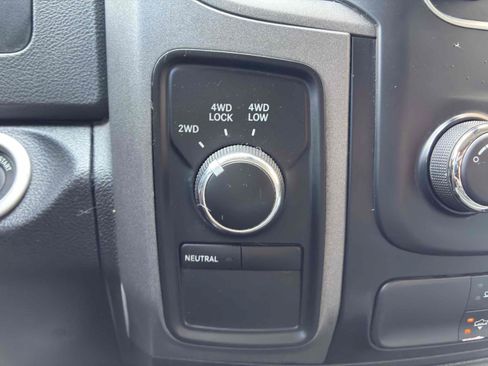 Used 2013 RAM 1500 Express AWD/4WD image 31