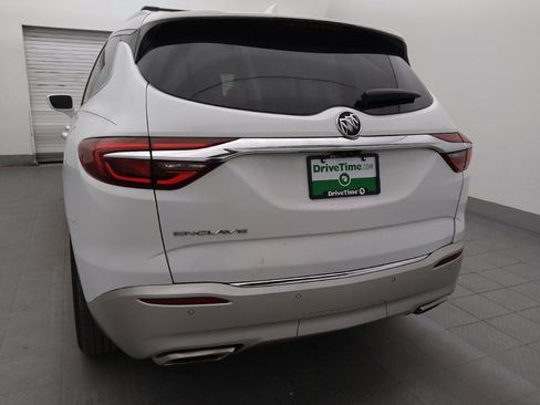 Used 2020 Buick Enclave Essence w/ Sound and Sites Package FWD image 6