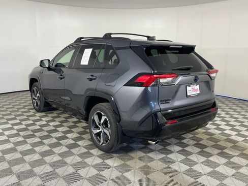Used 2024 Toyota RAV4 SE w/ Weather & Moonroof Package AWD/4WD image 22