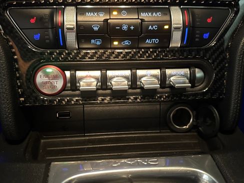 Used 2022 Ford Mustang Premium image 23