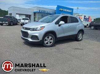 Used 2022 Chevrolet Trax LS w/ Tint and Cruise Package AWD/4WD video 1