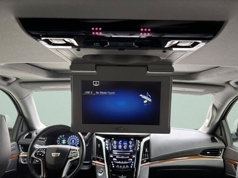 Used 2020 Cadillac Escalade Luxury AWD/4WD image 39
