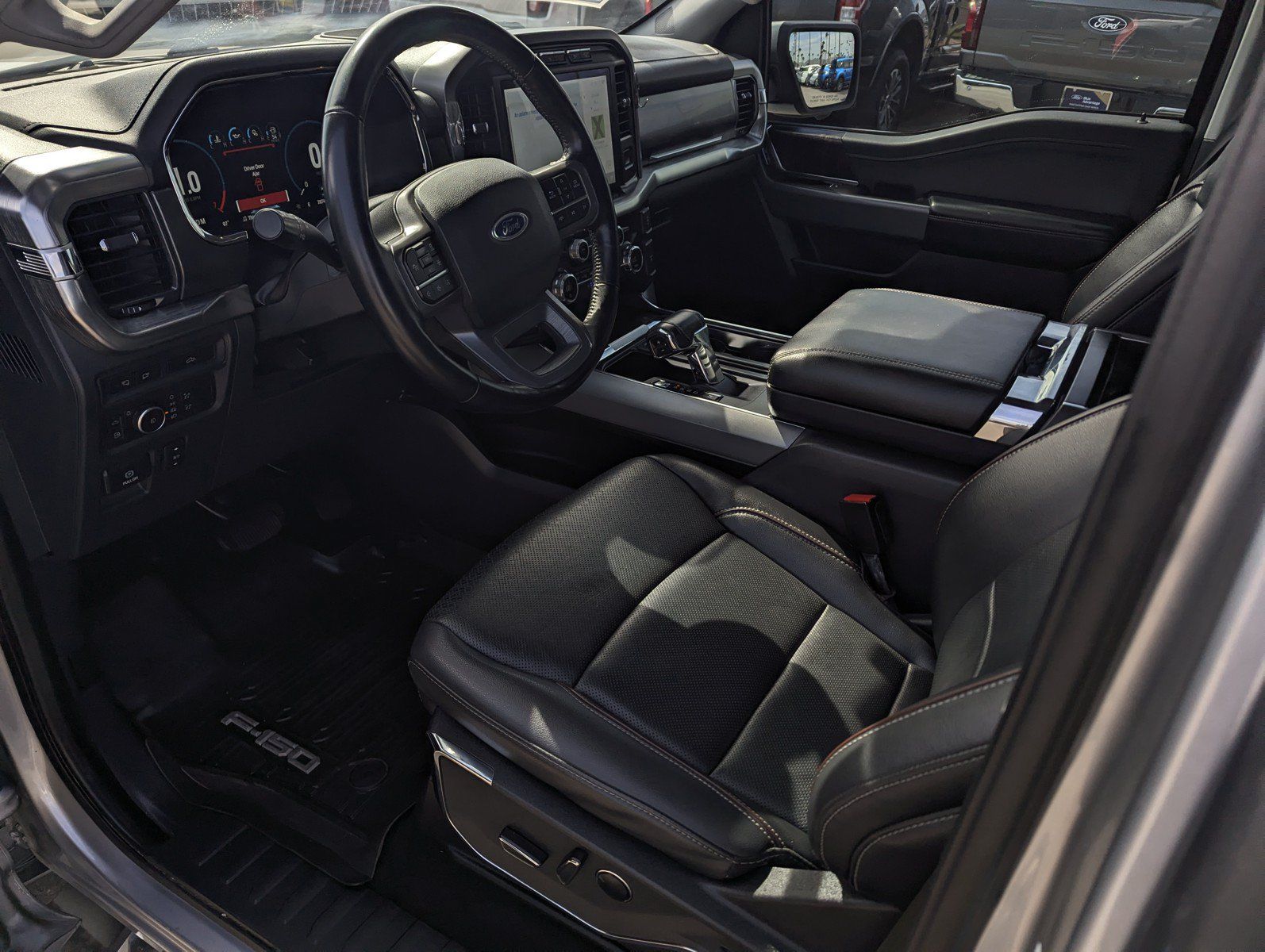 Used 2021 Ford F150 Lariat w/ Trailer Tow Package AWD/4WD image 11