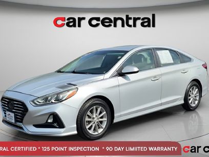 Used 2018 Hyundai Sonata SE w/ Cargo Package
