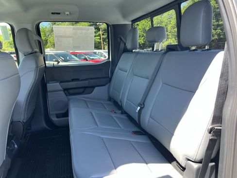New 2026 Ford F250 XL w/ XL Off-Road Package AWD/4WD image 23