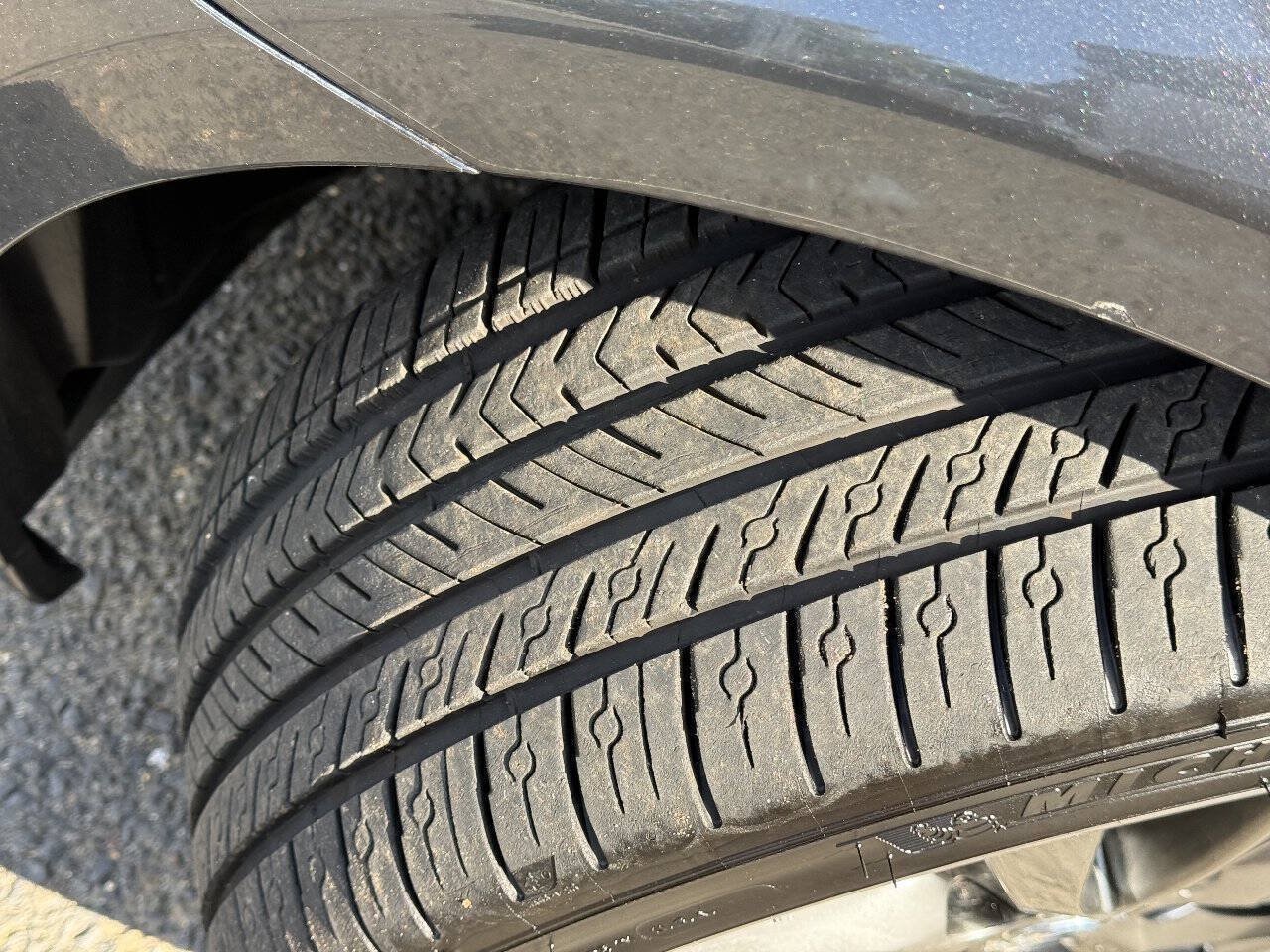 Used 2008 Lexus IS 350 RWD image 21