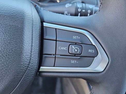 New 2026 Jeep Compass Latitude image 28