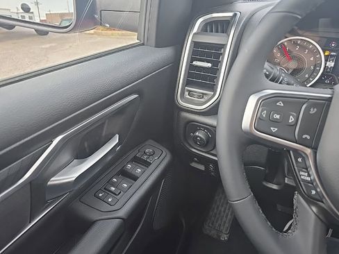 New 2026 RAM 1500 Big Horn AWD/4WD image 15