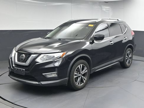 Used 2018 Nissan Rogue SL AWD/4WD image 3