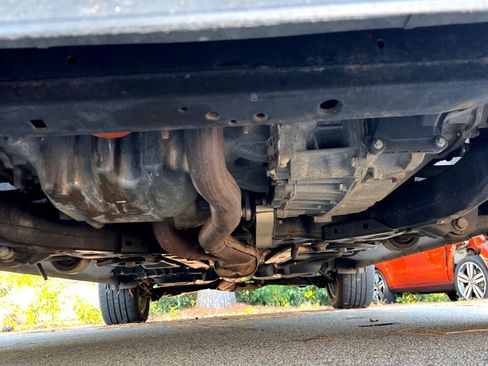 Used 2015 Ford Explorer XLT w/ Equipment Group 202B image 30