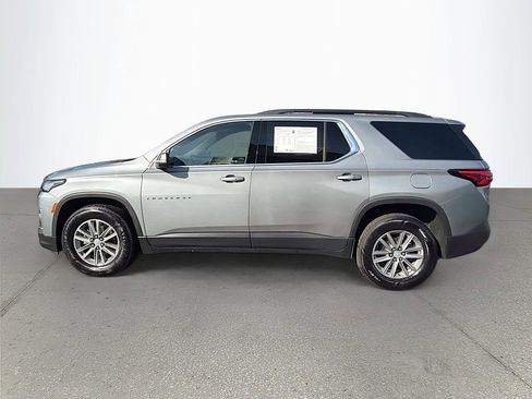 Used 2023 Chevrolet Traverse LT image 8