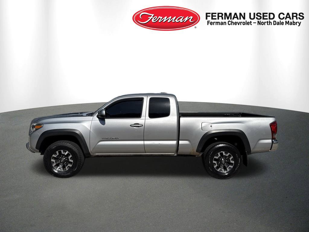 Used 2017 Toyota Tacoma TRD Off-Road w/ Tow Package AWD/4WD image 6