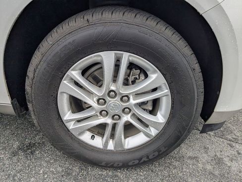 Used 2021 Buick Enclave Essence w/ Sound and Sites Package image 11