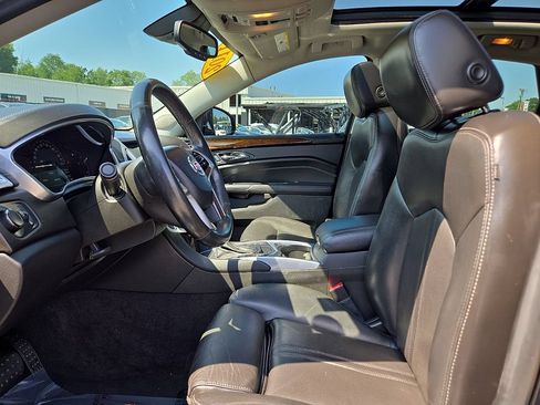 Used 2014 Cadillac SRX Luxury w/ Driver Awareness Package AWD/4WD image 14