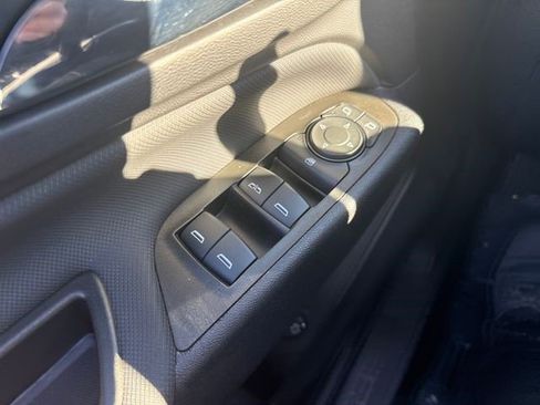 Certified 2023 Chevrolet Equinox RS image 12