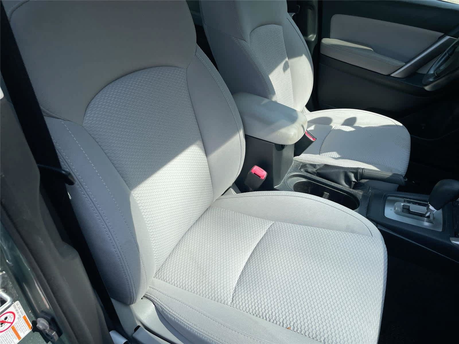 Used 2016 Subaru Forester 2.5i Premium AWD/4WD image 18