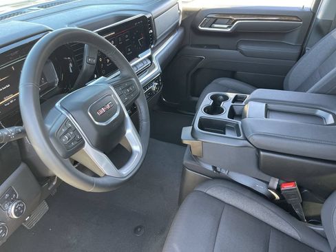 Used 2025 GMC Sierra 1500 Elevation AWD/4WD image 10