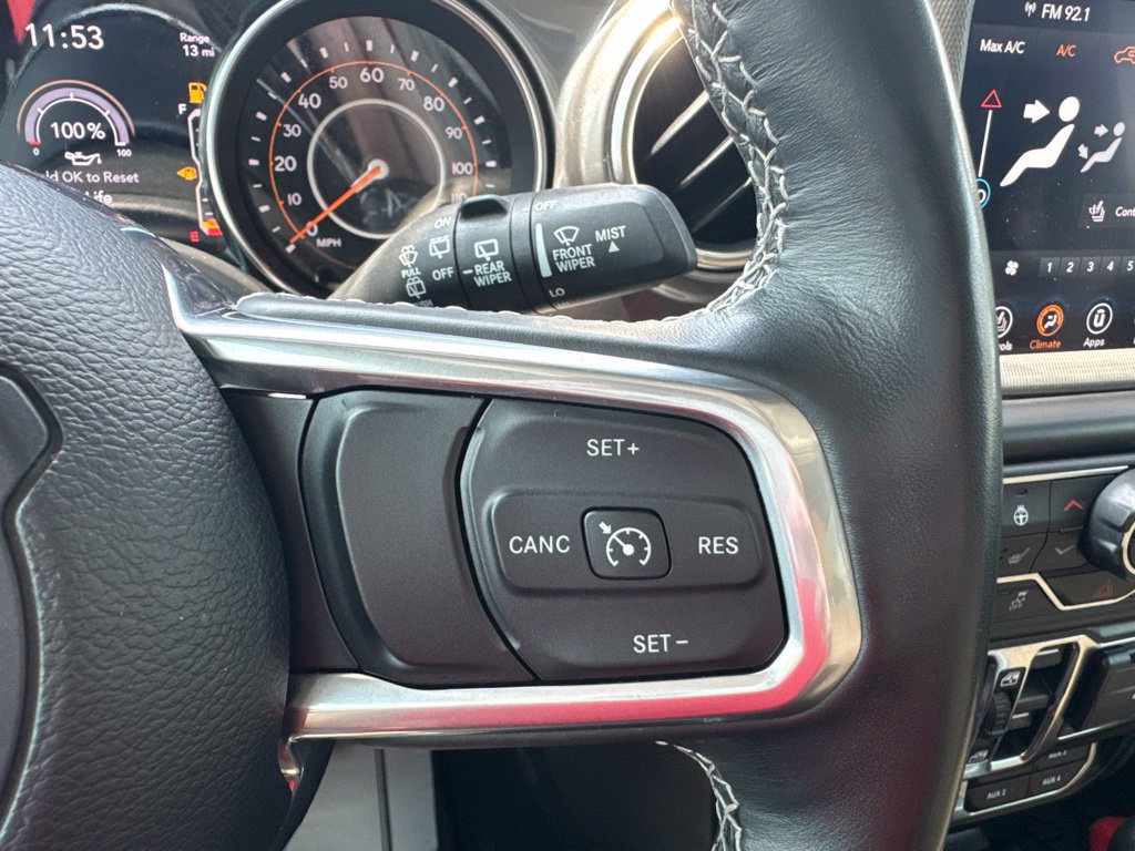 Used 2022 Jeep Wrangler Unlimited Sahara w/ LED Lighting Group AWD/4WD image 17