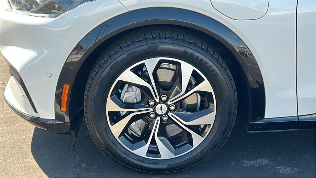 Certified 2023 Ford Mustang Mach-E Premium RWD image 8