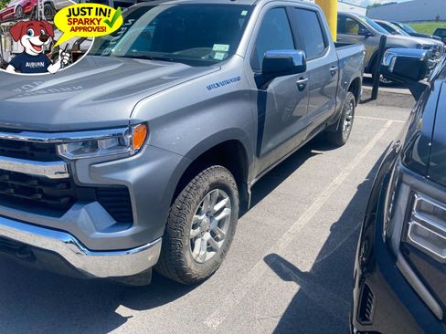 Used 2024 Chevrolet Silverado 1500 LT AWD/4WD image 1