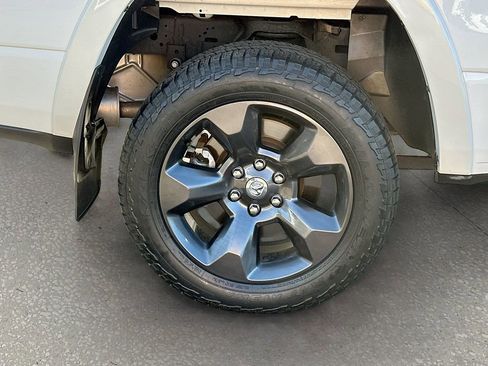 Used 2023 RAM 1500 Big Horn AWD/4WD image 30