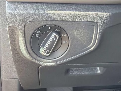 Used 2019 Volkswagen Atlas SEL FWD image 27