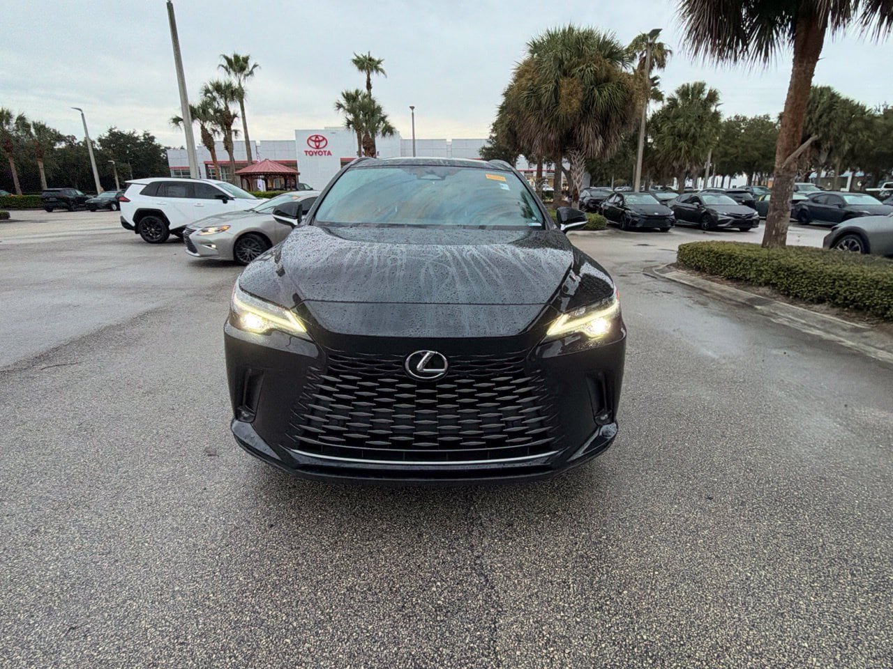 Used 2025 Lexus RX 350 Premium FWD image 5