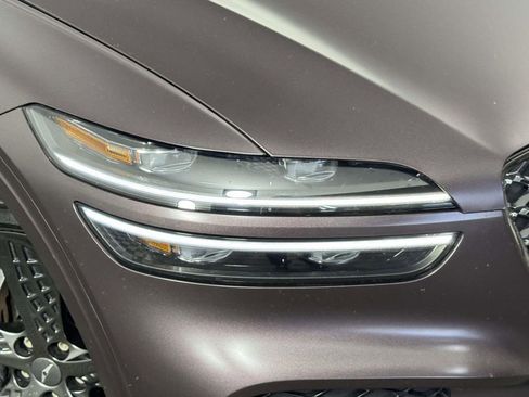 Used 2023 Genesis GV70 2.5T w/ Sport Prestige Package image 15