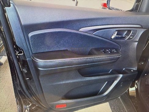 Used 2025 Honda Ridgeline RTL image 7