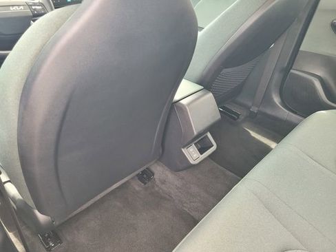 Used 2025 Kia K4 EX FWD image 12